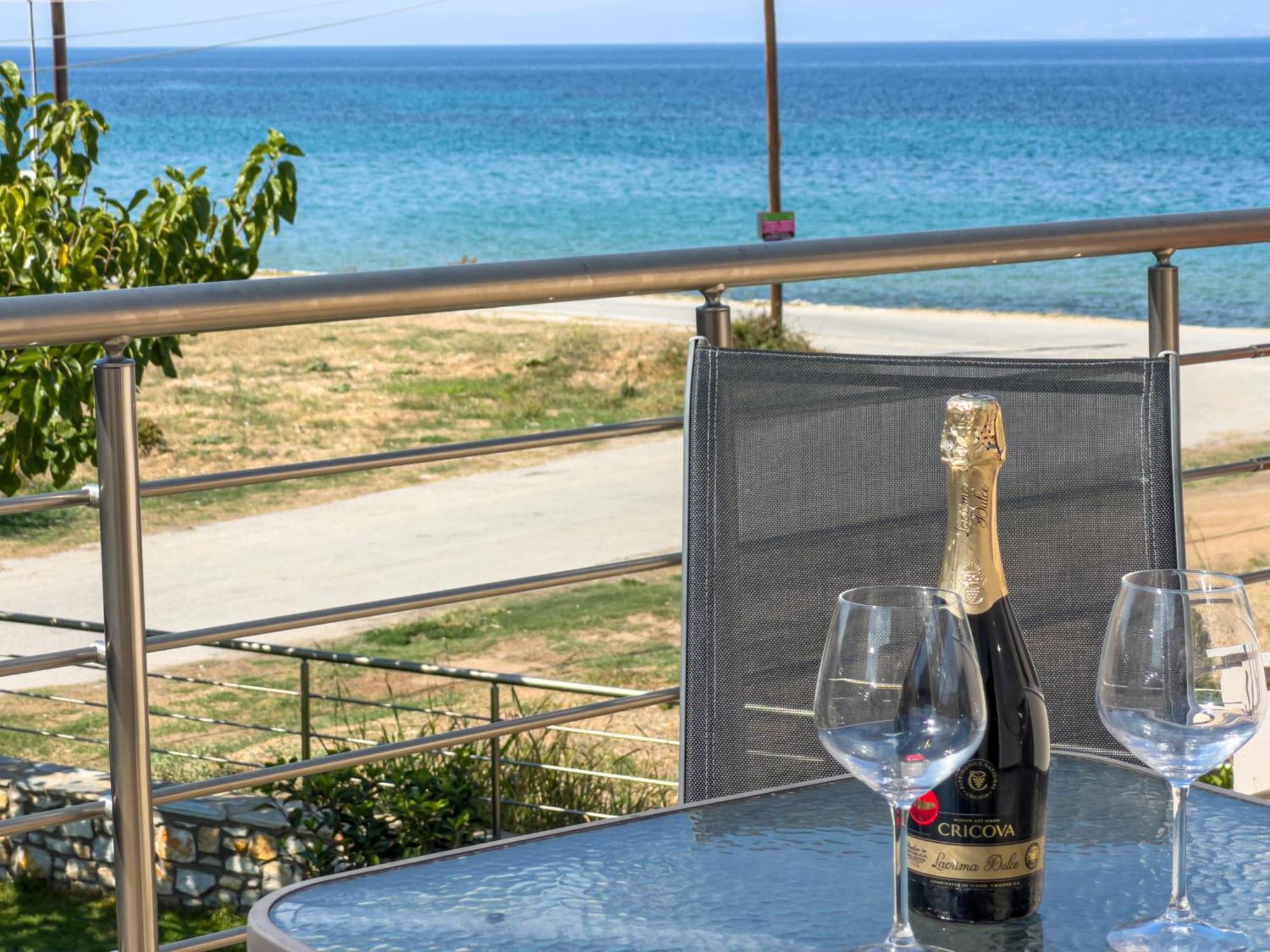 Yalos Beach Maisonettes سكالا سوتيروس المظهر الخارجي الصورة
